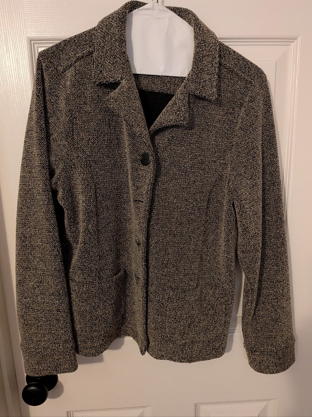 Modern Soul Women's Black & Cream Textured Button-Down Jacket